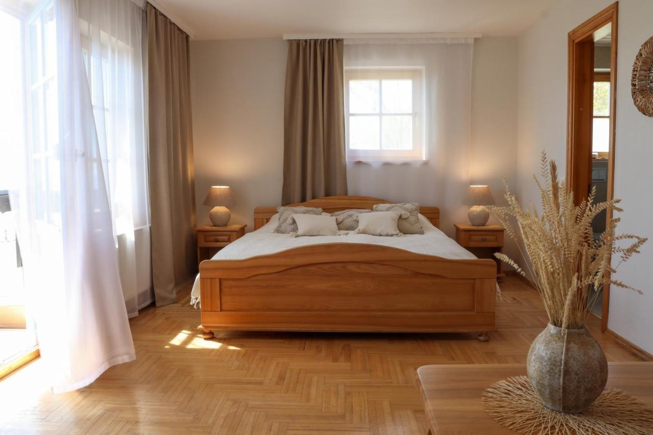 Prie Mariu Hotell Nida Exteriör bild