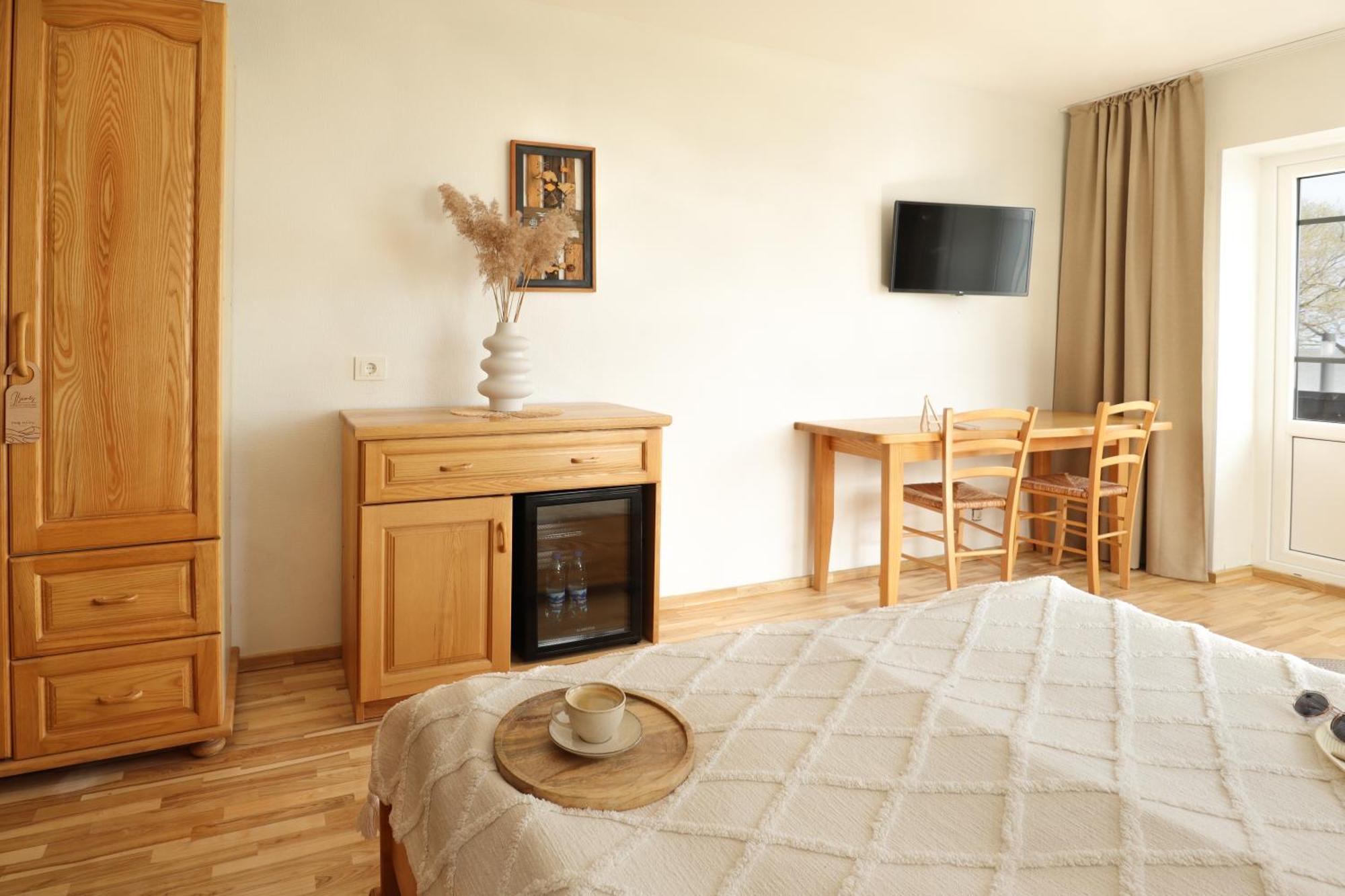 Prie Mariu Hotell Nida Exteriör bild